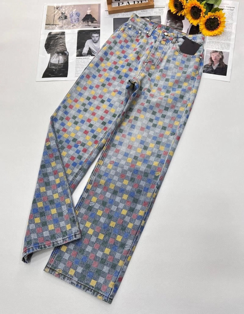 Seasonal Louis Vuitton Jeans 130791