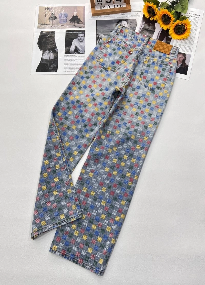 Seasonal Louis Vuitton Jeans 130791