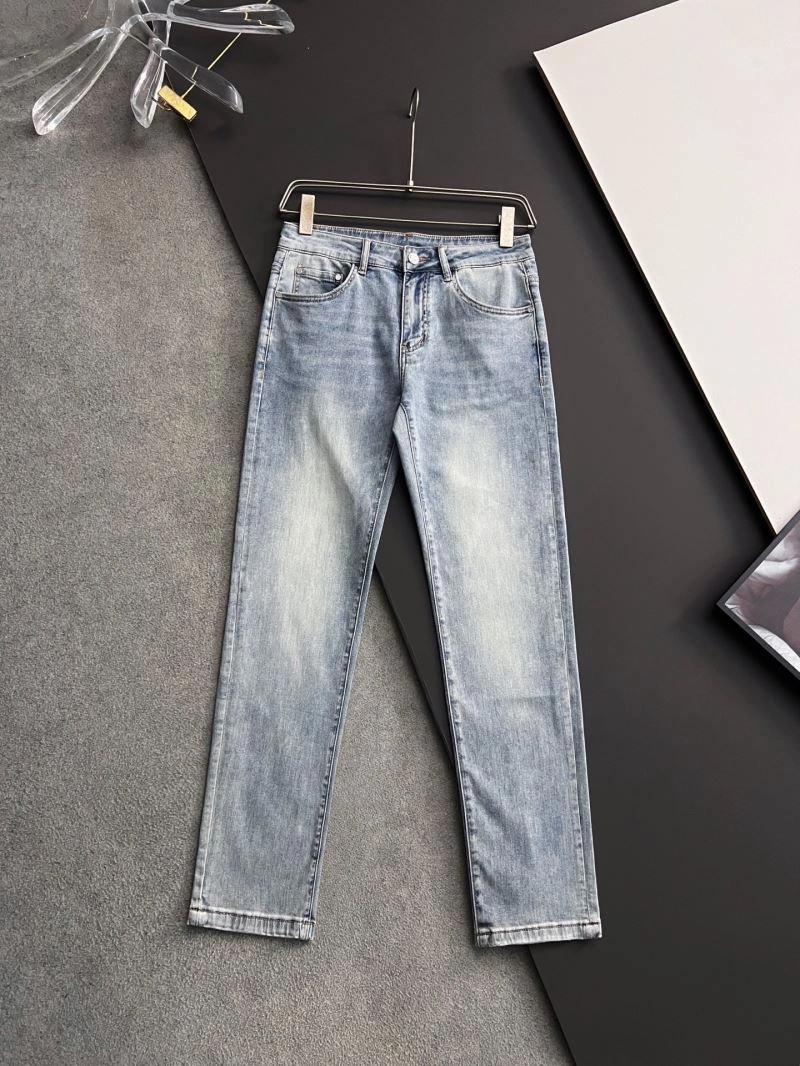 DailyWear Louis Vuitton Jeans 136062