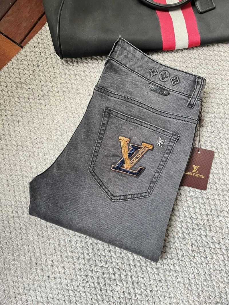 Louis Vuitton Jeans Sophisticated 136044