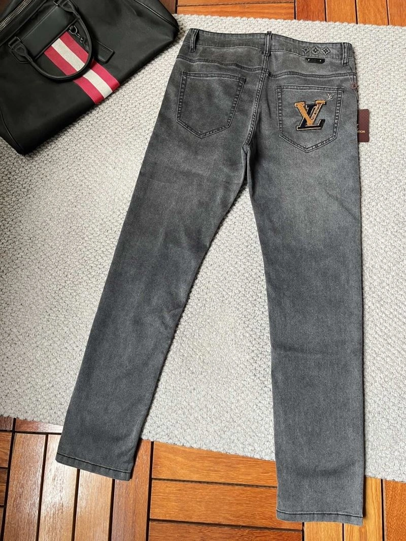 Louis Vuitton Jeans Sophisticated 136044