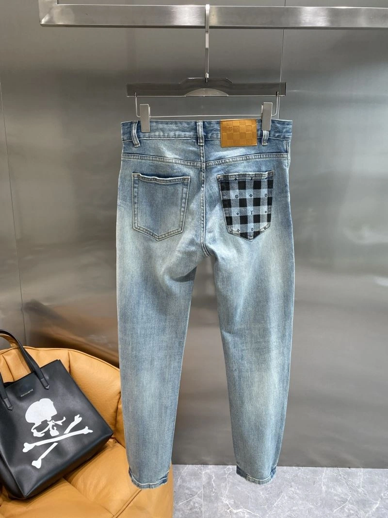 Timeless Louis Vuitton Jeans 136038
