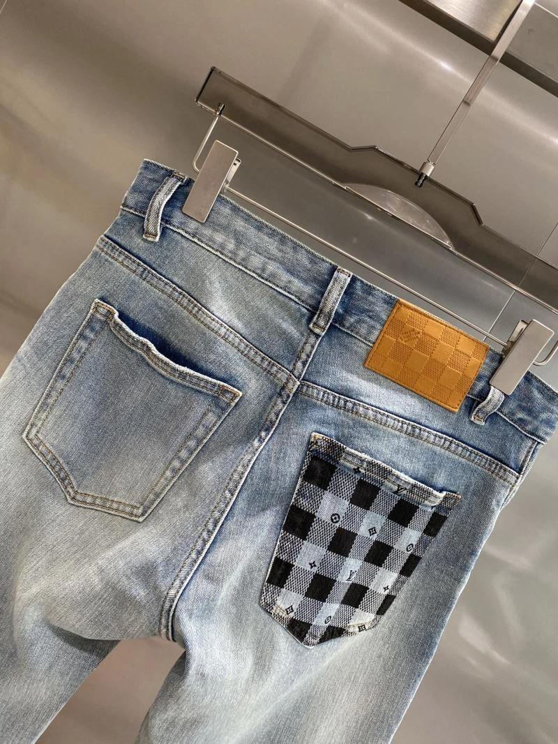 Timeless Louis Vuitton Jeans 136038
