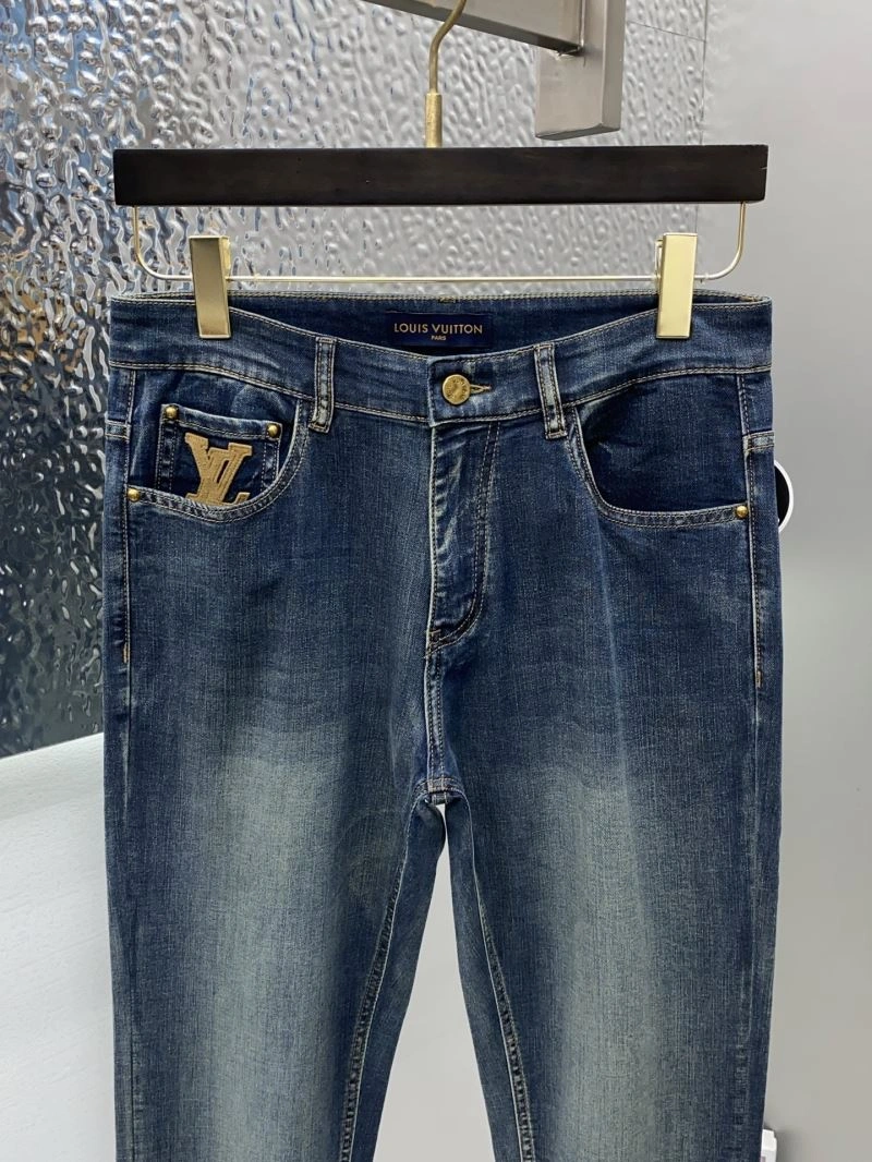 Functional Louis Vuitton Jeans 136036
