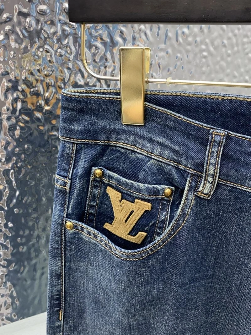 Functional Louis Vuitton Jeans 136036