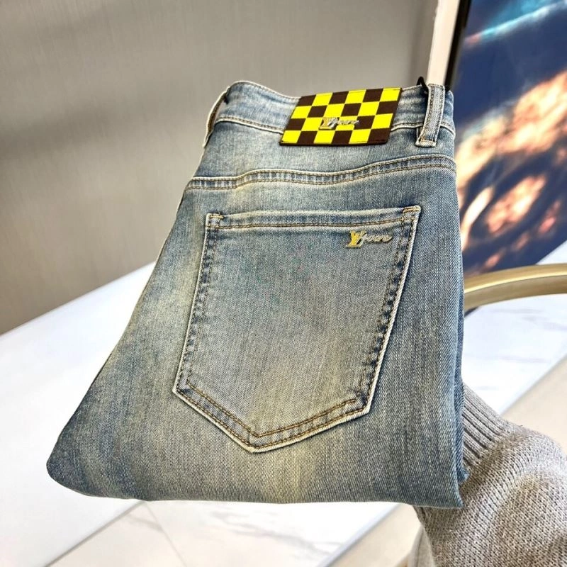 Modern Louis Vuitton Jeans 136017