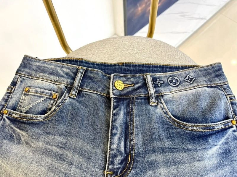 Louis Vuitton Jeans UrbanStyle 136012