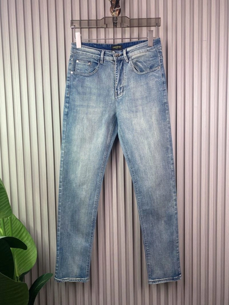 Louis Vuitton Jeans FashionForward 136020