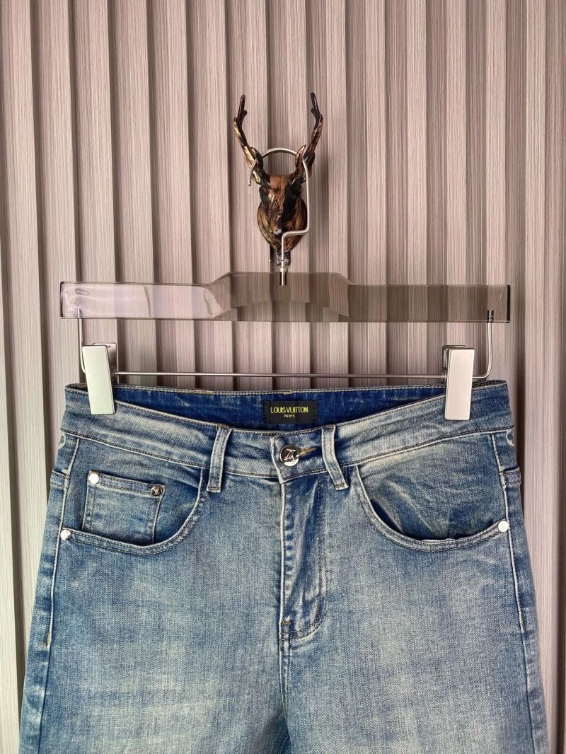 Louis Vuitton Jeans FashionForward 136020