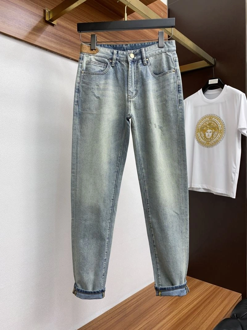 Neat Louis Vuitton Jeans 136004