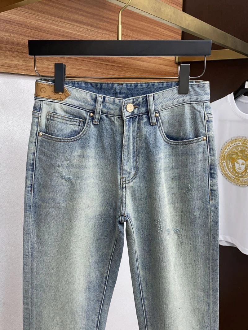Neat Louis Vuitton Jeans 136004