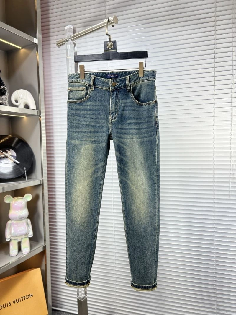 Minimalist Louis Vuitton Jeans 135997