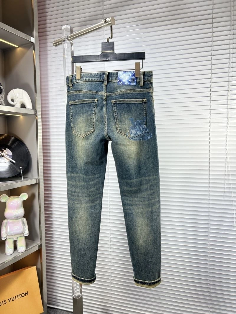 Minimalist Louis Vuitton Jeans 135997