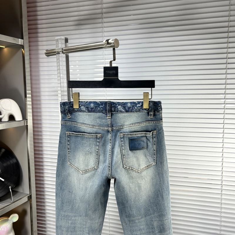 Louis Vuitton Jeans GoAnywhere 135984