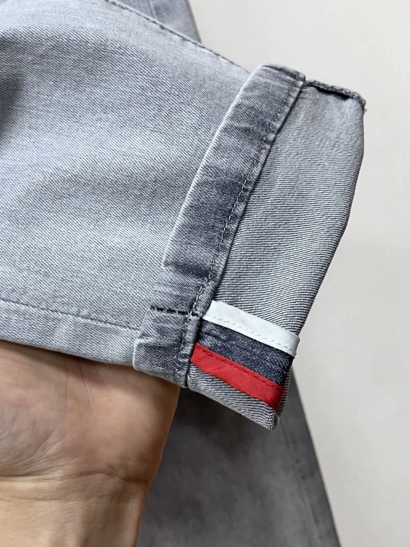 WellDesigned Louis Vuitton Jeans 135985