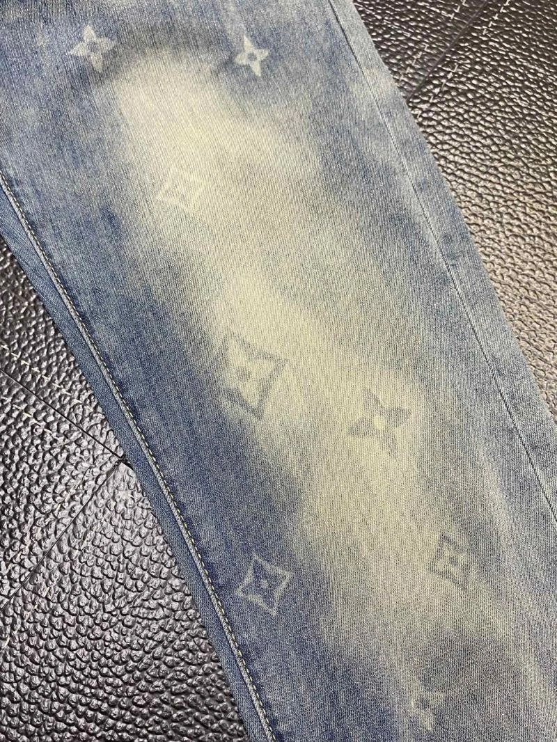 Refined Louis Vuitton Jeans 135990