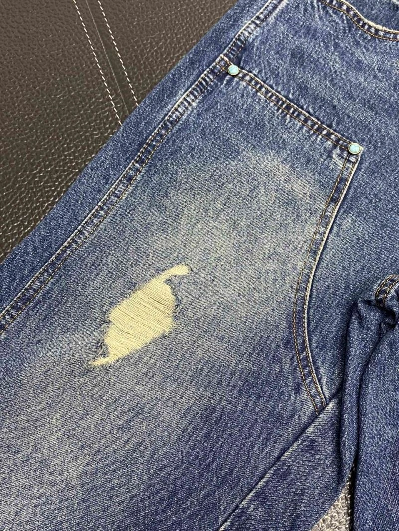 ModernLook Louis Vuitton Jeans 135978
