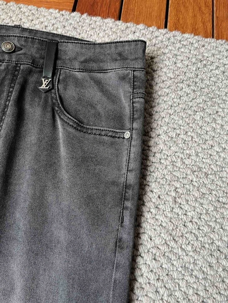 Premium Louis Vuitton Jeans 135982