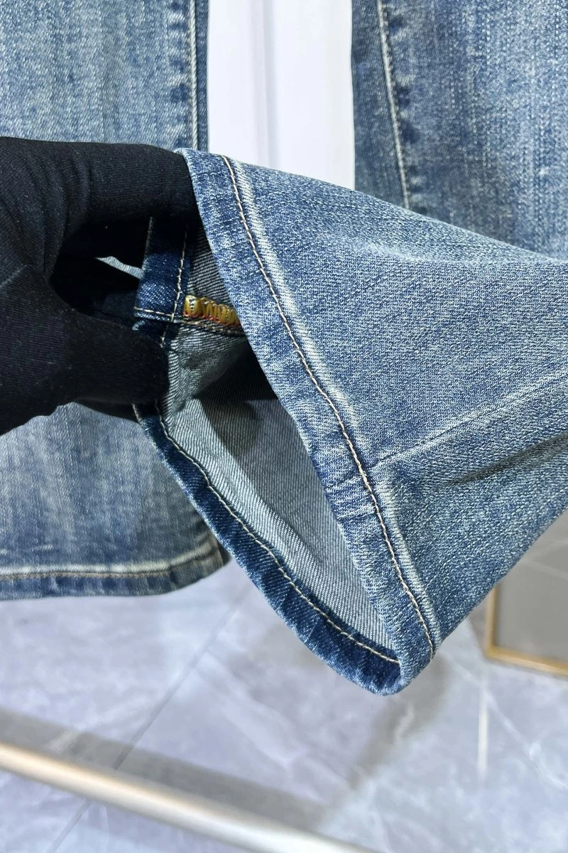 Louis Vuitton Jeans FashionForward 135970