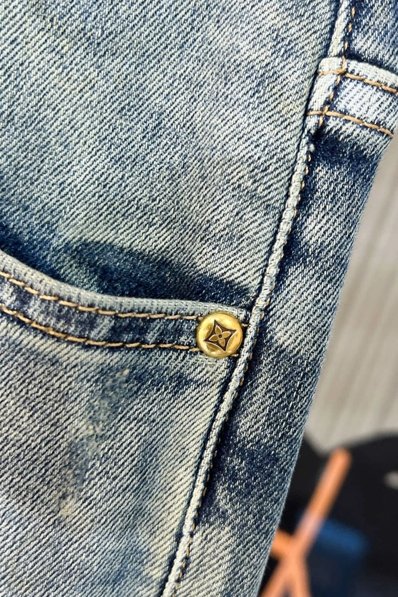 Louis Vuitton Jeans Contemporary 135973