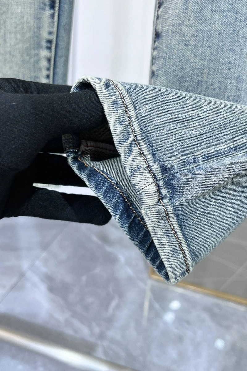 Louis Vuitton Jeans Contemporary 135973