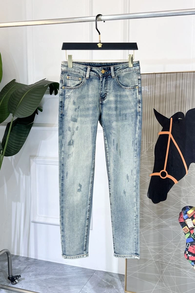 Louis Vuitton Jeans Contemporary 135973
