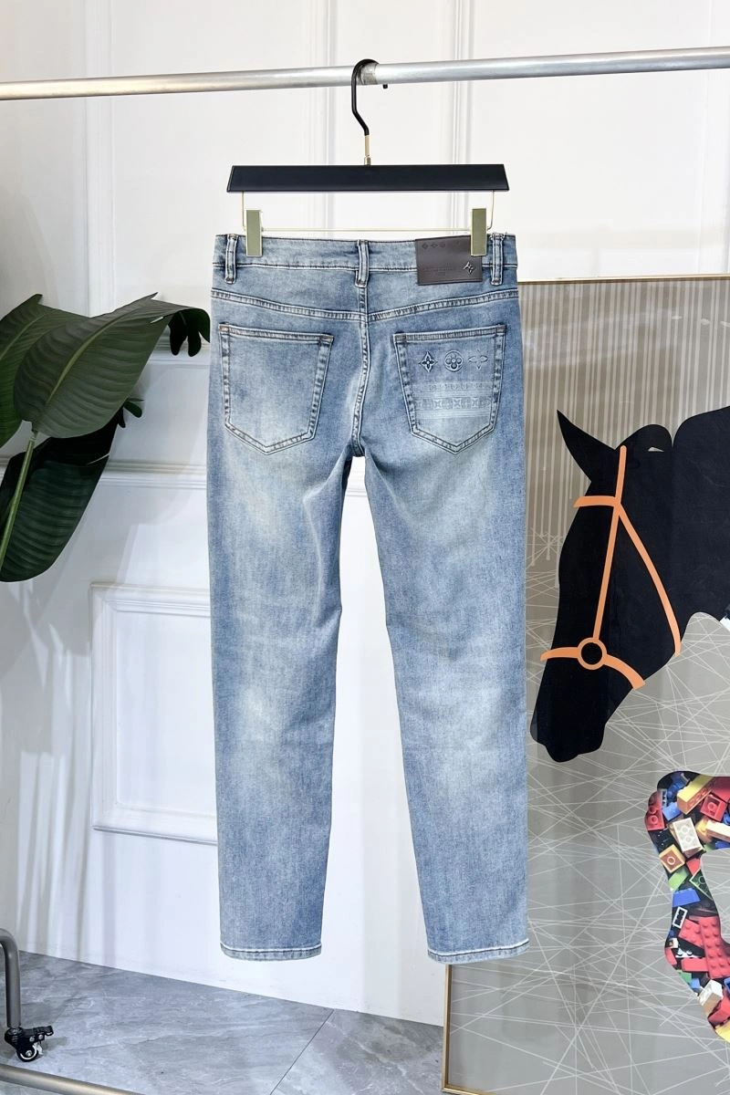 Refined Louis Vuitton Jeans 135975