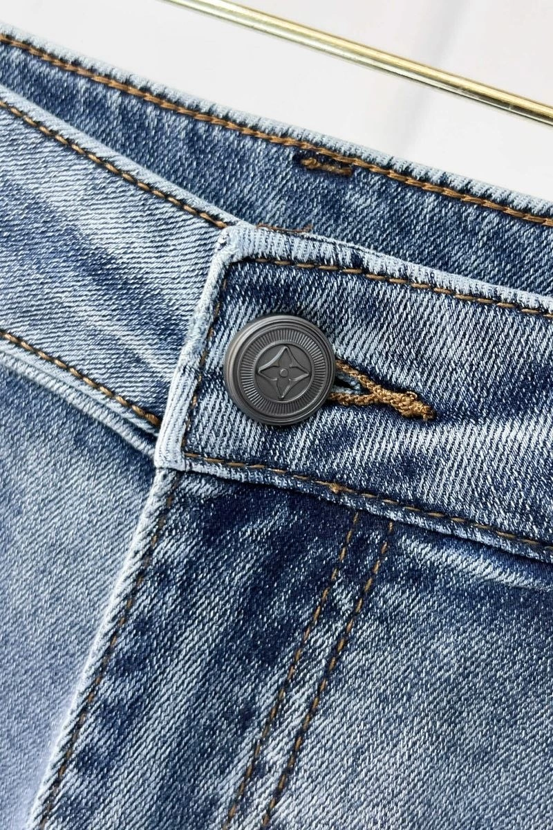 Refined Louis Vuitton Jeans 135975