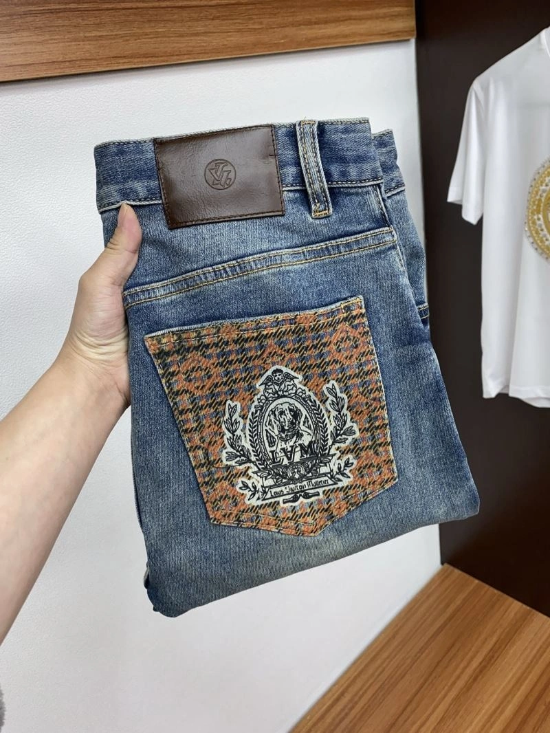 Louis Vuitton Jeans FashionForward 135967