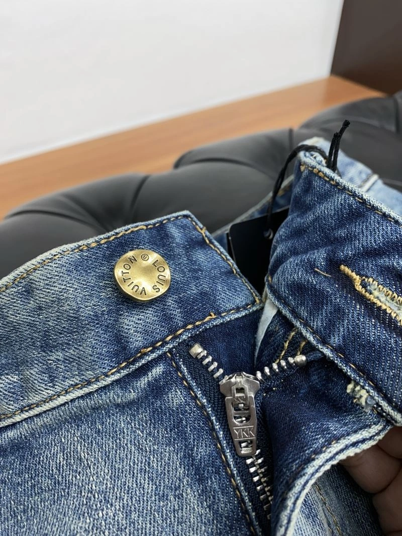 Louis Vuitton Jeans FashionForward 135967