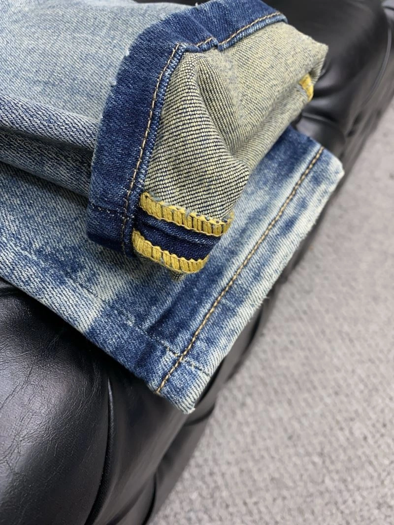 Louis Vuitton Jeans FashionForward 135967
