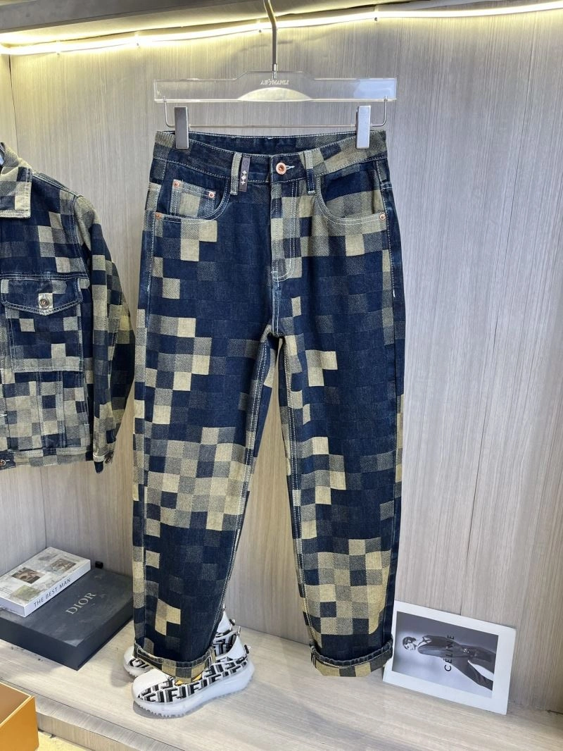 FashionForward Louis Vuitton Jeans 135941