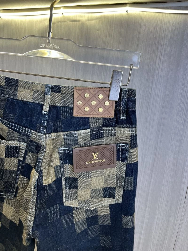 FashionForward Louis Vuitton Jeans 135941
