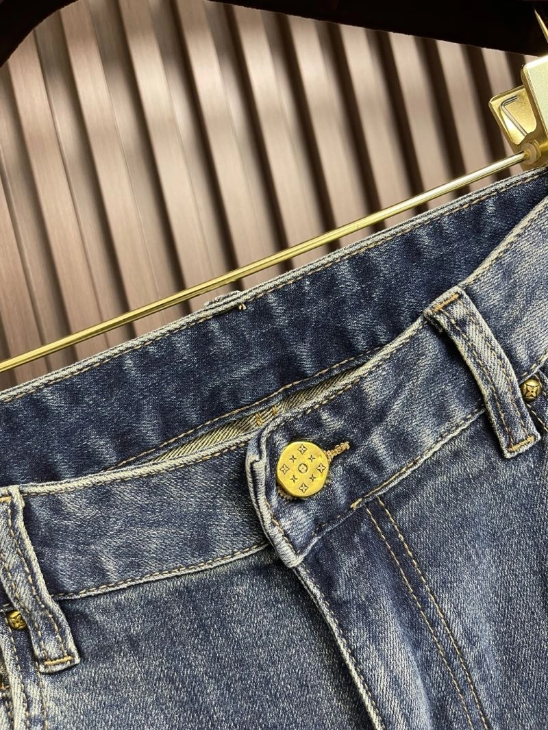 Stylish Louis Vuitton Jeans 135952