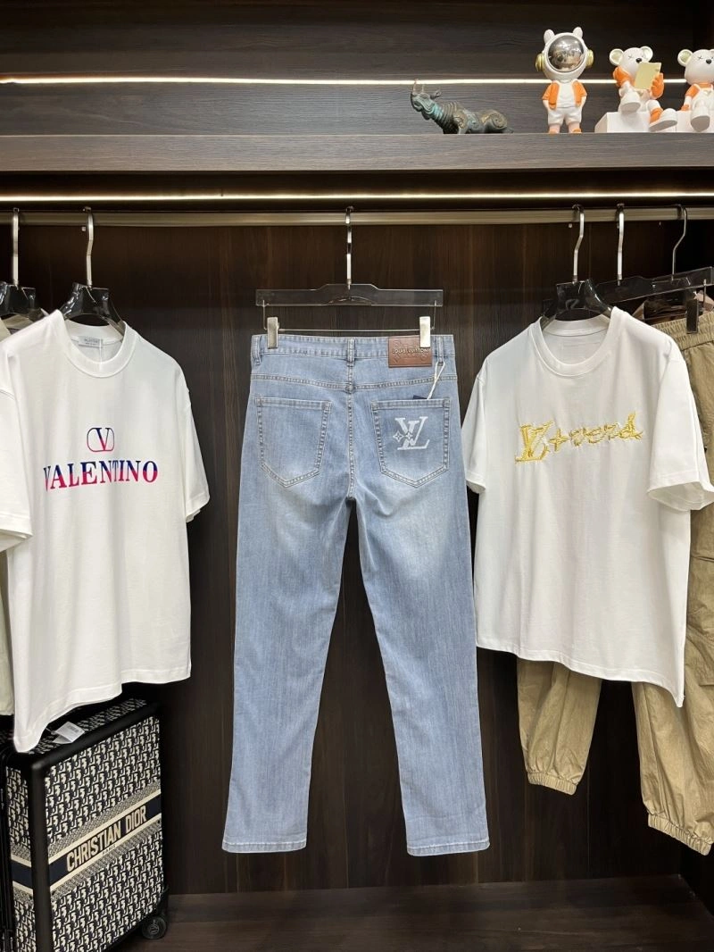 HighQuality Louis Vuitton Jeans 135954