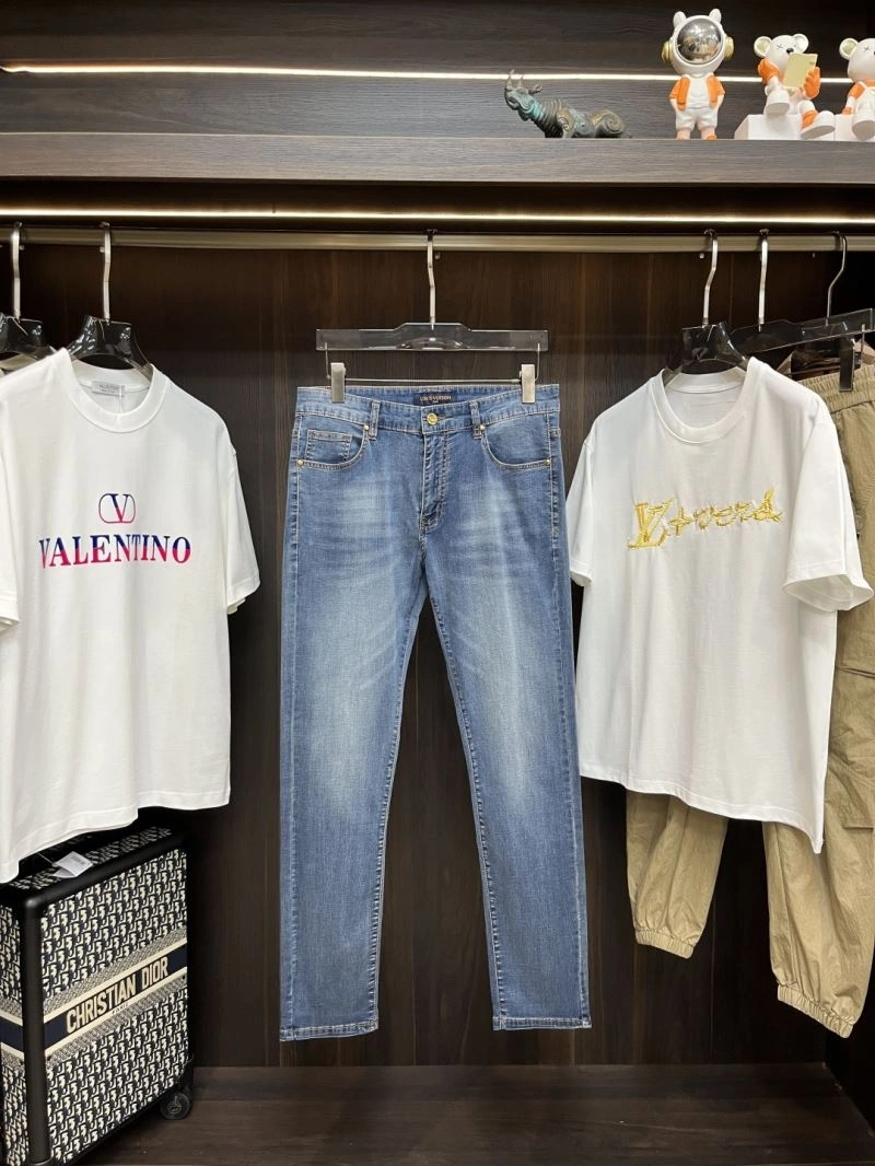Louis Vuitton Jeans Stylish 135945