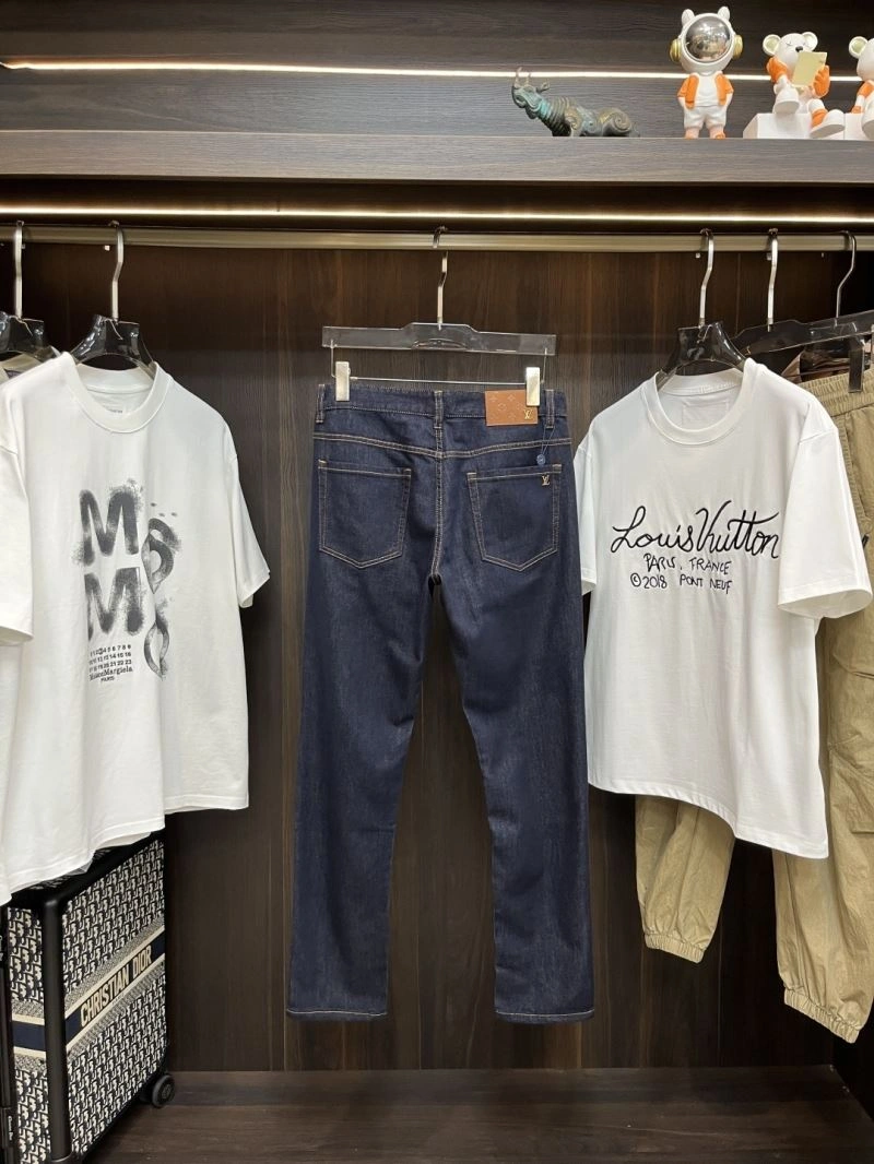 Louis Vuitton Jeans Youthful 135932
