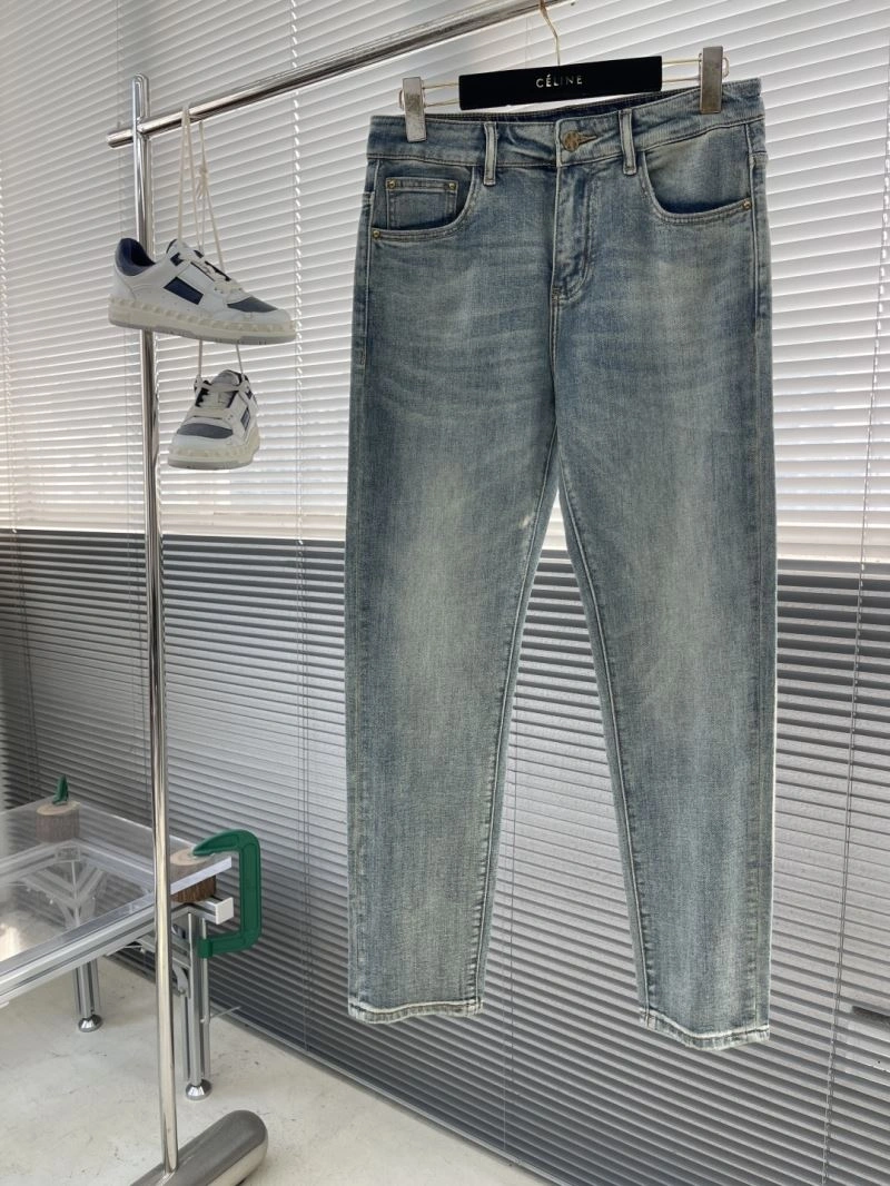 Popular Louis Vuitton Jeans 135921