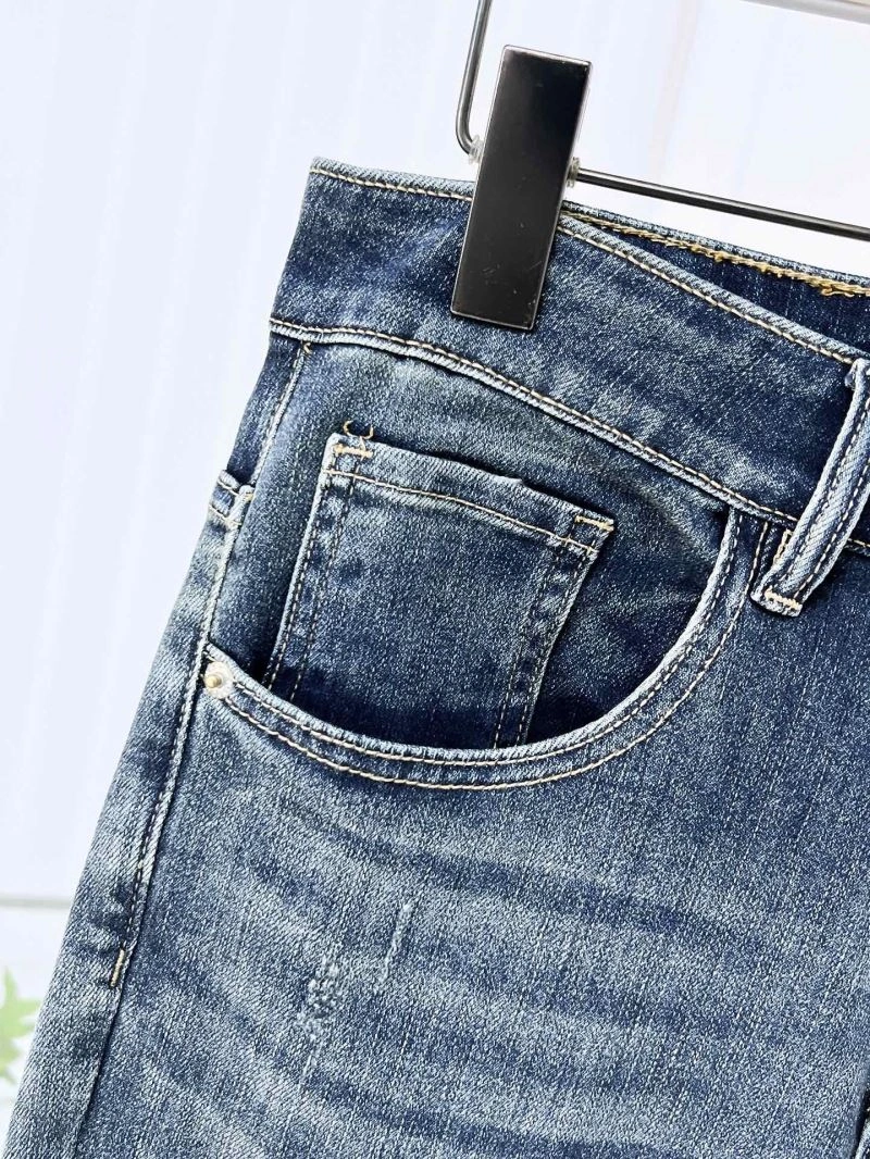 Effortless Louis Vuitton Jeans 135915