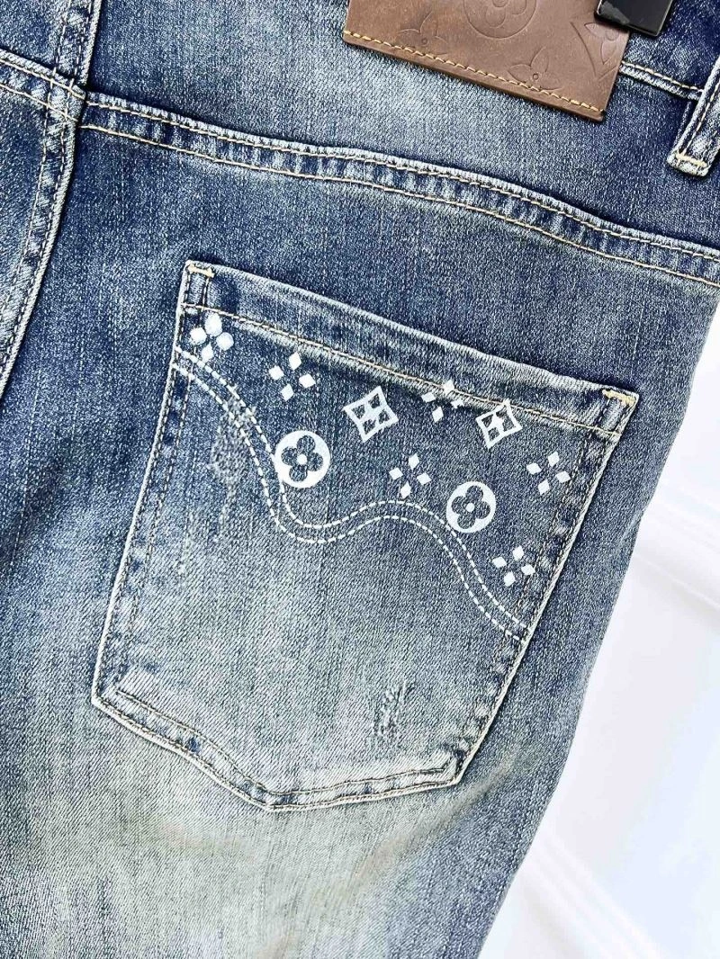 Effortless Louis Vuitton Jeans 135915