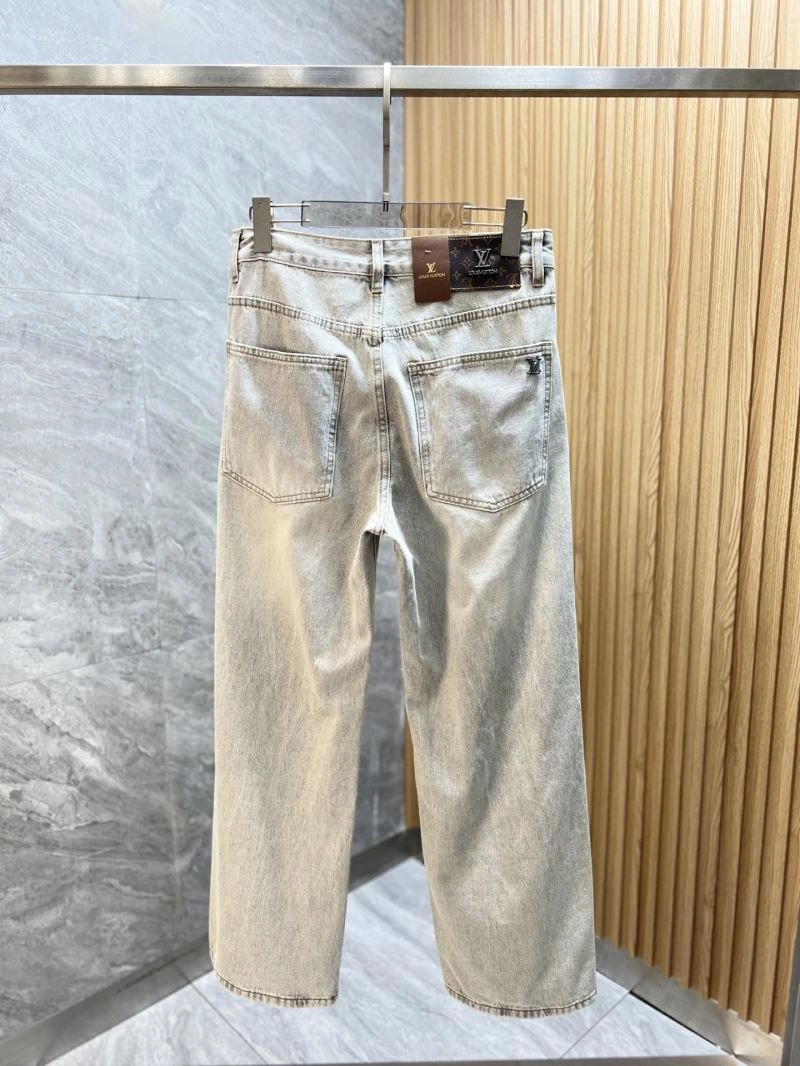 ZipUp Louis Vuitton Jeans 135900
