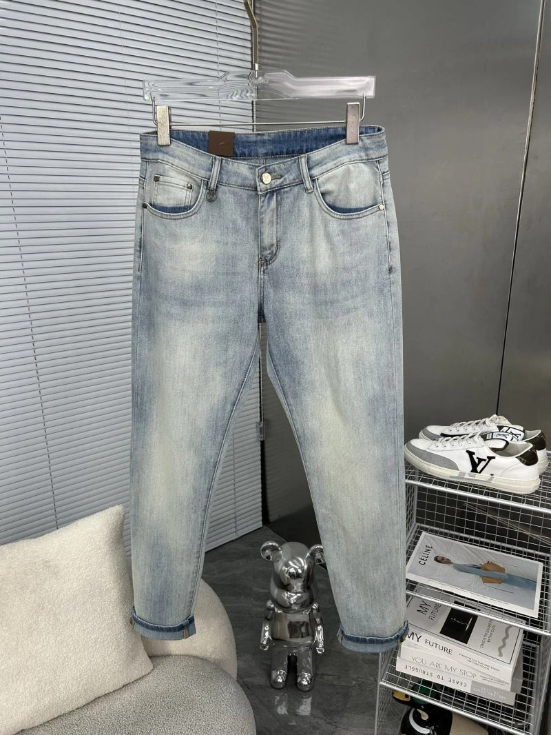 FlexibleFit Louis Vuitton Jeans 135173
