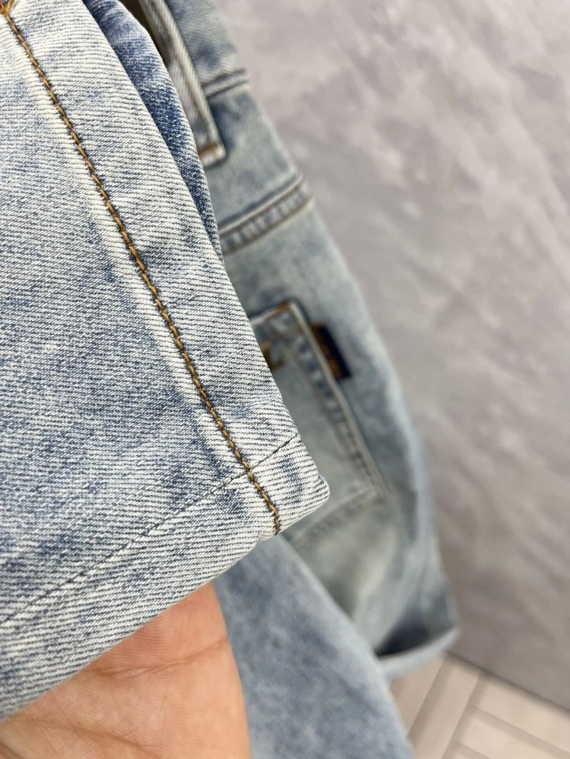 Louis Vuitton Jeans Trendsetting 135166