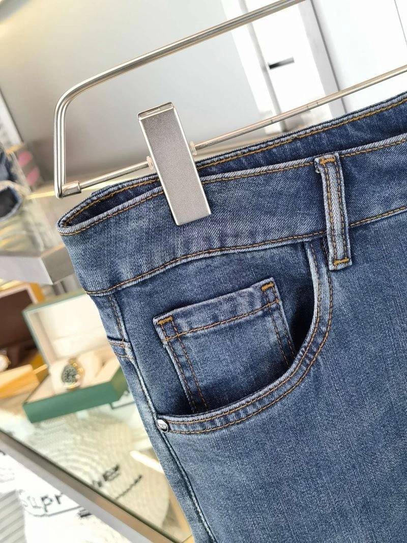 Louis Vuitton Jeans GoodFit 135152