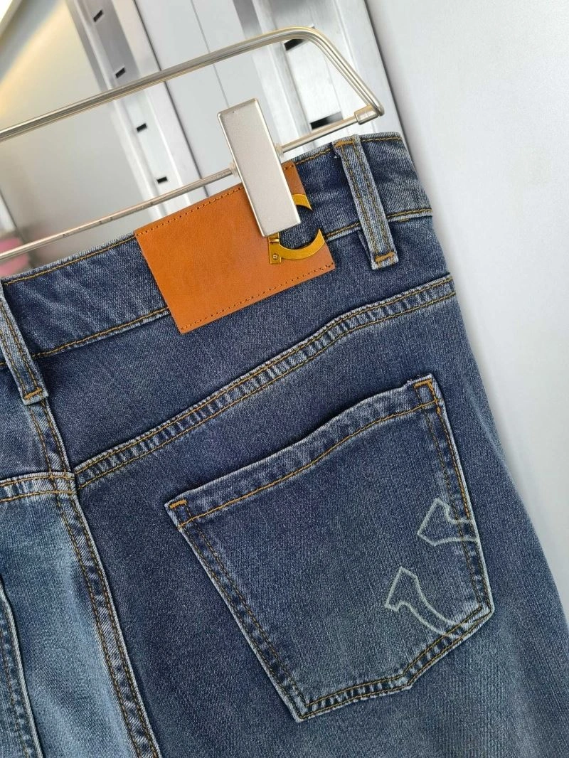 Louis Vuitton Jeans GoodFit 135152