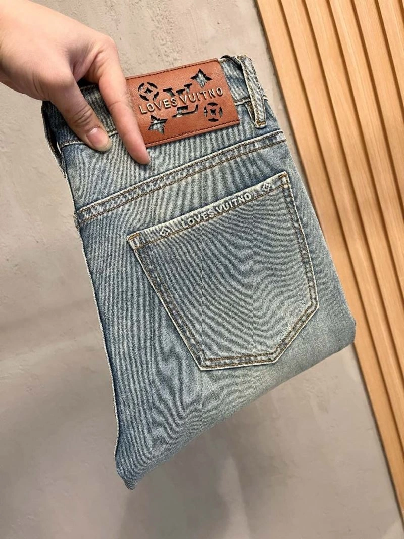 Casual Louis Vuitton Jeans 135148