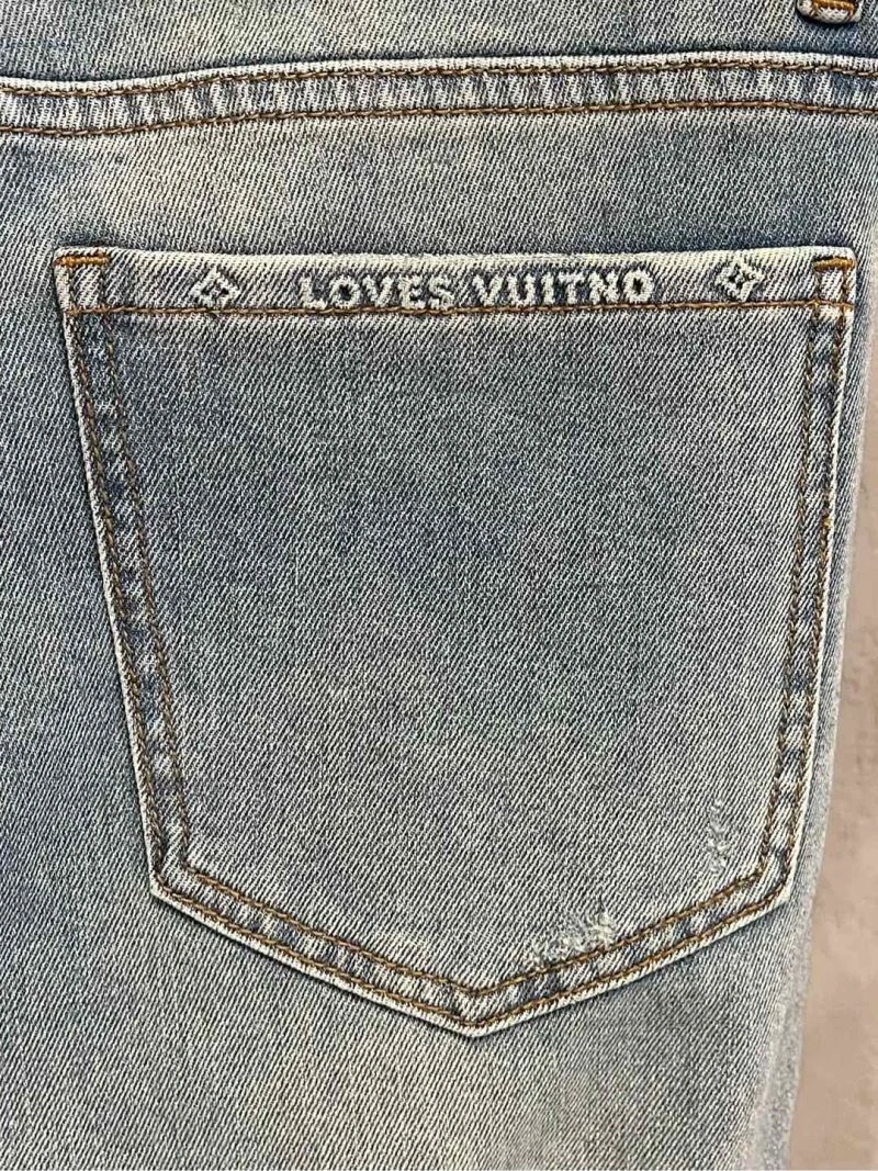Casual Louis Vuitton Jeans 135148