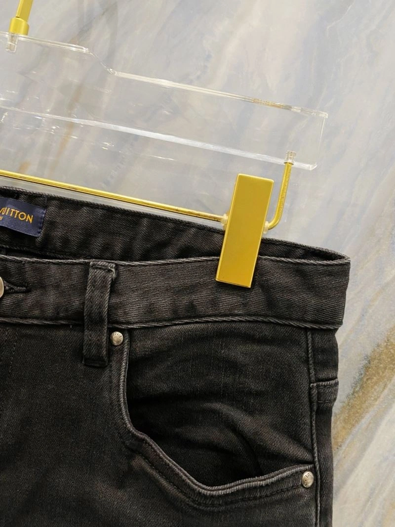 Breathable Louis Vuitton Jeans 135146
