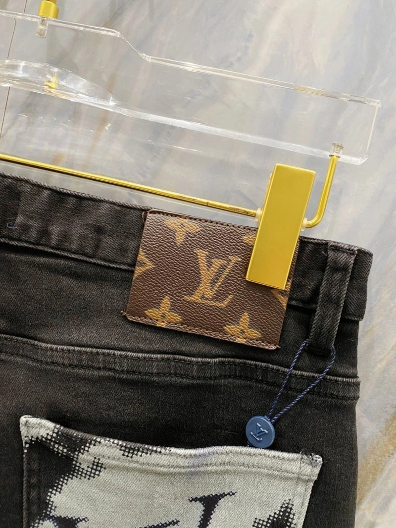 Breathable Louis Vuitton Jeans 135146