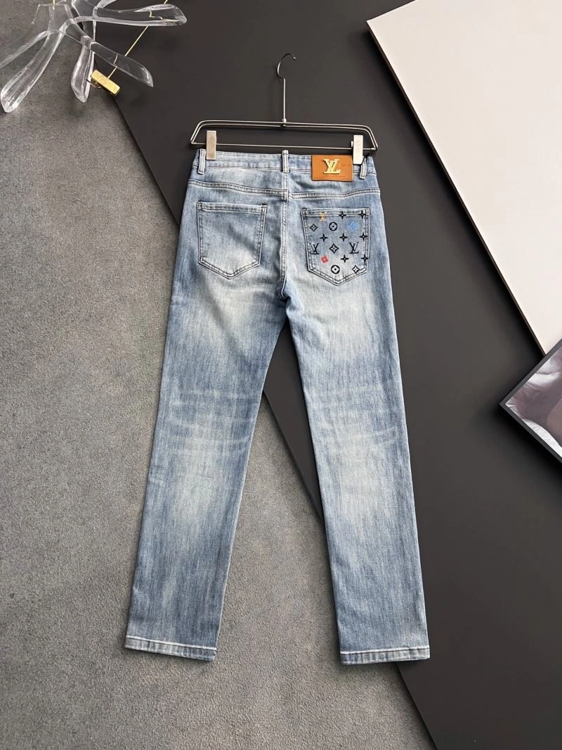 Practical Louis Vuitton Jeans 135126
